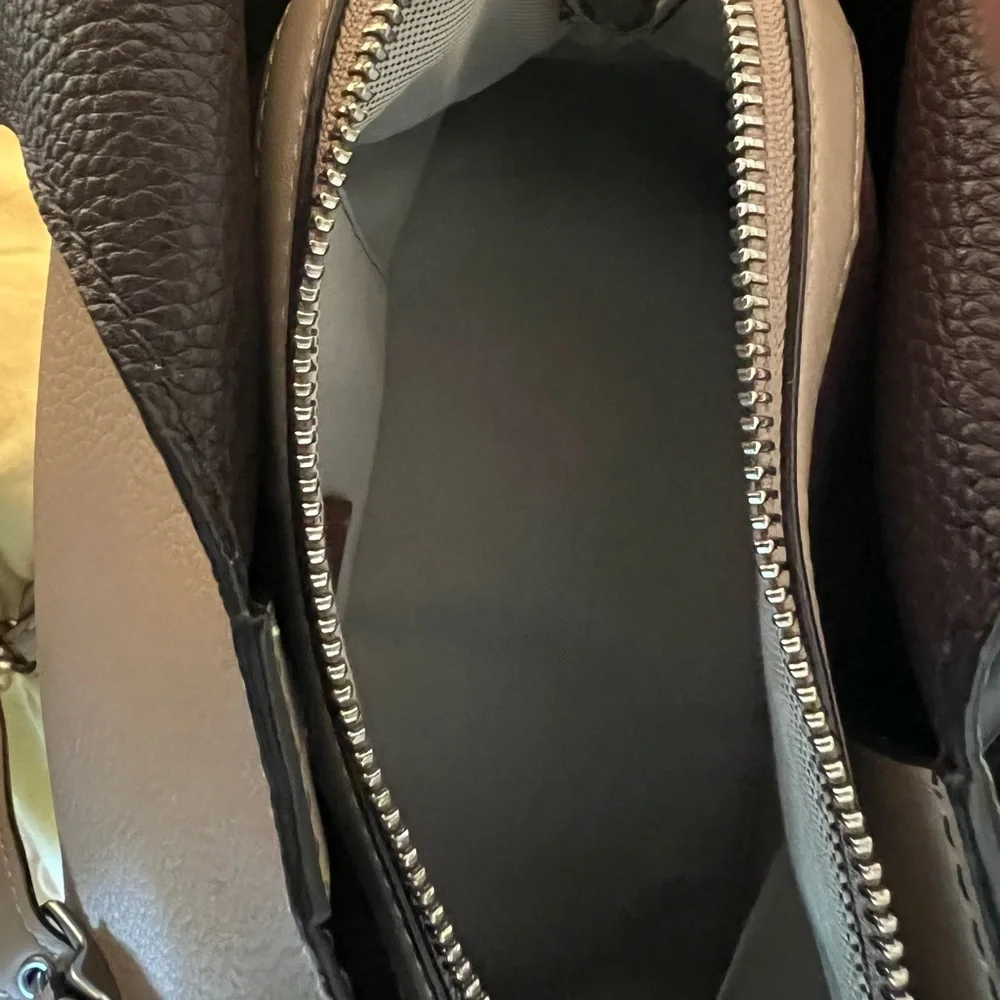 NWOT Coach 1941 Cass Hobo - Picture 6 of 7